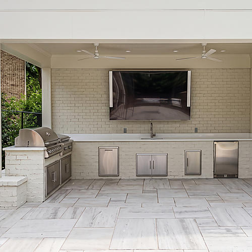 Finished kitchen island under the pavilion roof